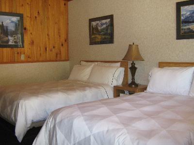 Hotel The Crossing