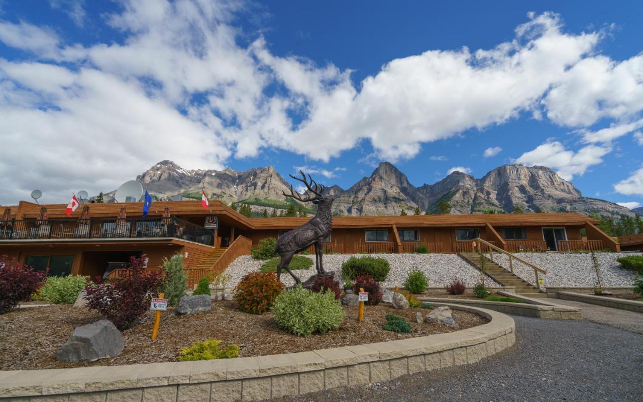 The Crossing Hotel