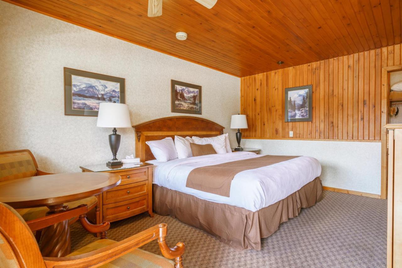 Hotel The Crossing Saskatchewan River Crossing
